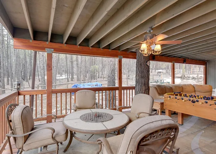 Near Hiking & Golfing: W/ Deck!