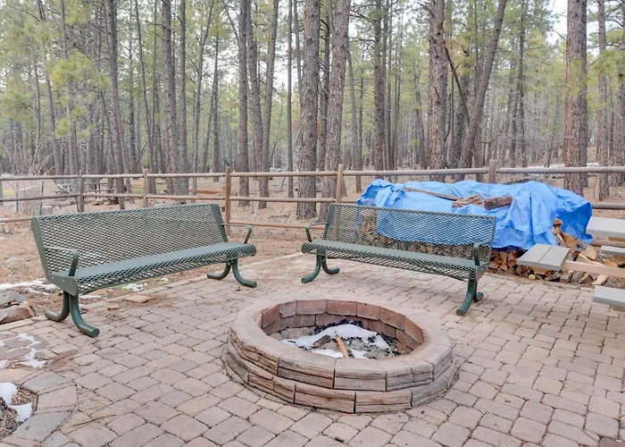 Near Hiking & Golfing: W/ Deck! Munds Park